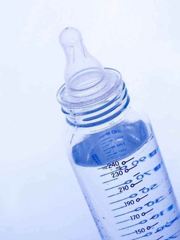 Plastic or Glass Bottles Which One is Better?